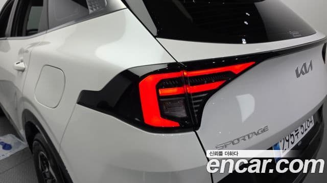 Kia Sportage 2025 — ფოტო 28/32