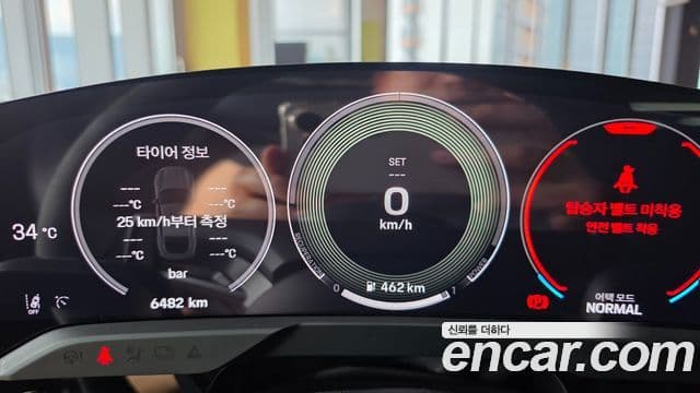 Porsche Taycan 2025 — ფოტო 12/20