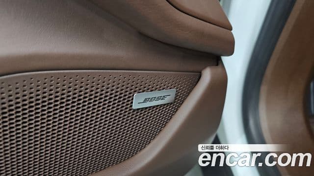 Porsche Taycan 2021 — Photo 36/36