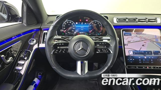 Mercedes-Benz S-Class 2021 — Photo 22/37