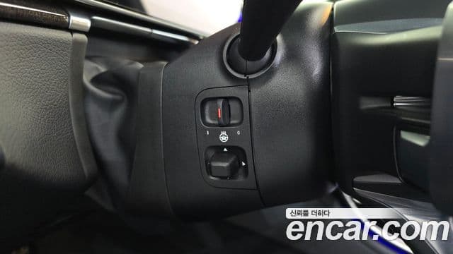 Mercedes-Benz S-Class 2021 — Photo 10/37