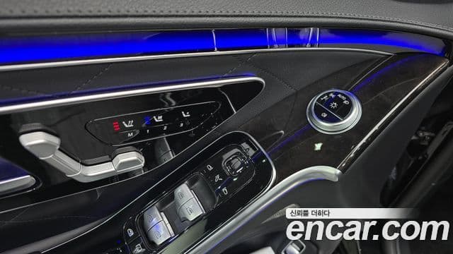 Mercedes-Benz S-Class 2021 — Photo 13/37