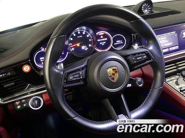 Porsche Panamera 2021 — Фото 11/20