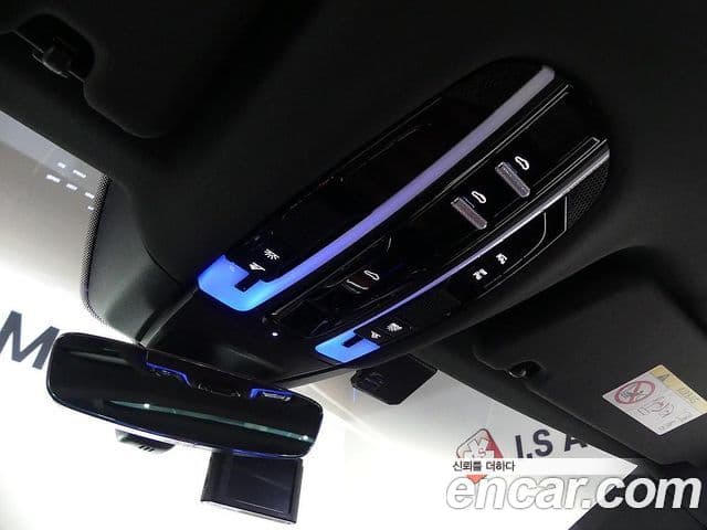Porsche Panamera 2021 — Фото 16/20