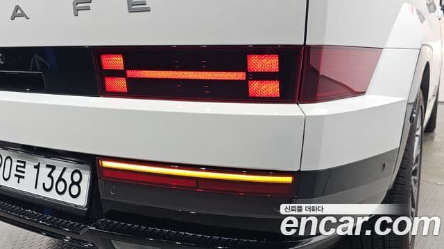 Hyundai Santa Fe 2025 — ფოტო 38/38