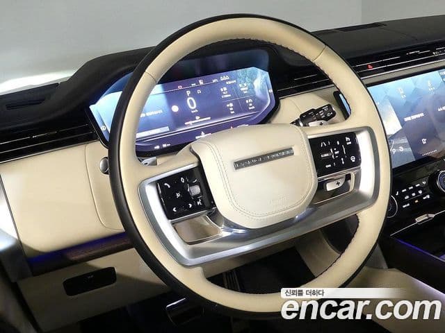 Land Rover Range Rover 2022 — Фото 11/20
