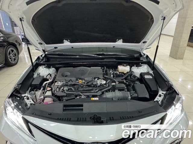 Toyota Camry 2024 — Photo 11/19
