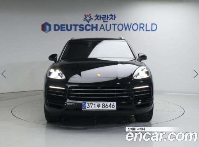 Porsche Cayenne 2021 — Photo 13/20