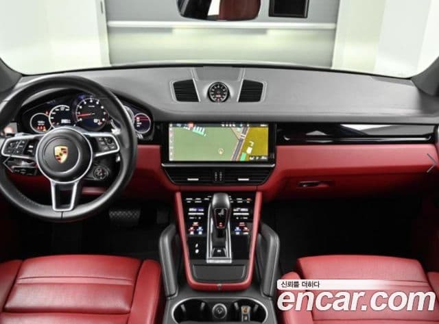 Porsche Cayenne 2021 — Photo 6/20