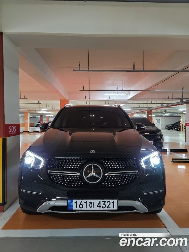 Mercedes-Benz GLE-Class 2022 — Фото 11/20