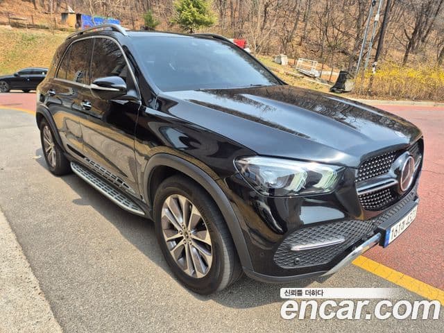 Mercedes-Benz GLE-Class 2022 — Фото 12/20