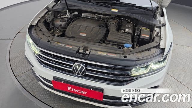Volkswagen Tiguan 2022 — Photo 12/20