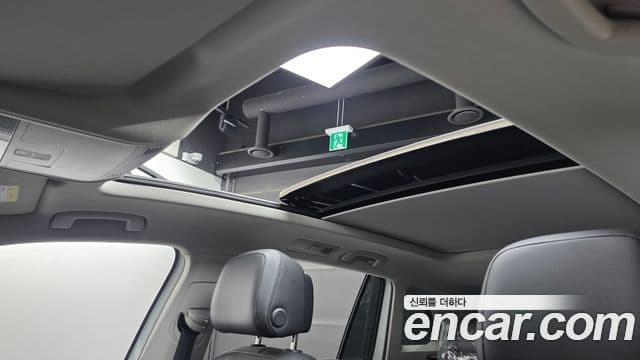 Volkswagen Tiguan 2022 — Photo 18/20
