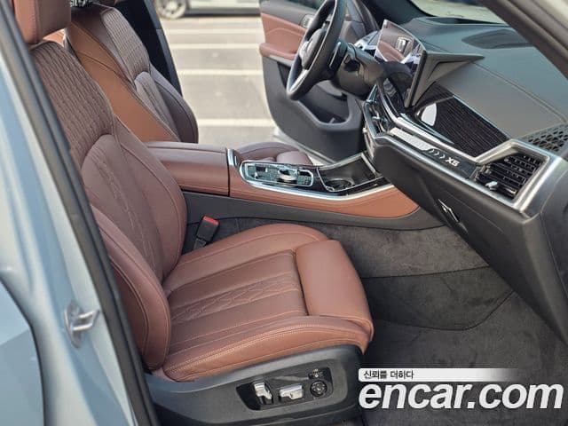 BMW X5 2025 — Фото 10/20