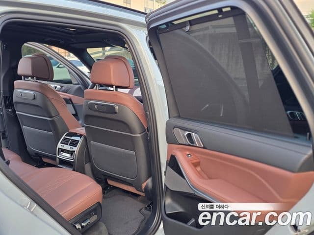 BMW X5 2025 — Фото 11/20