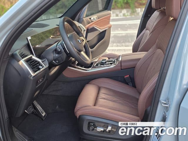 BMW X5 2025 — Фото 16/20