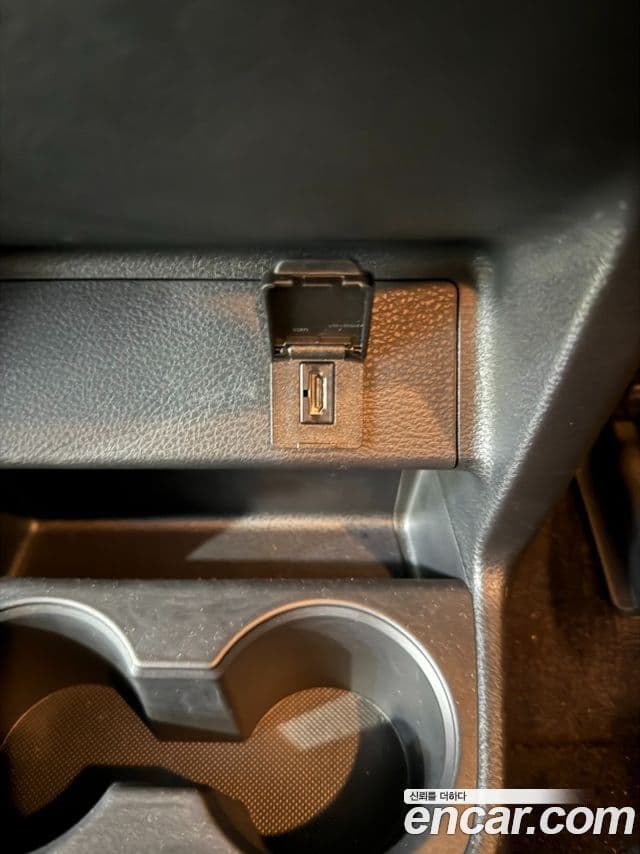 Toyota Sienna 2025 — Photo 2/20