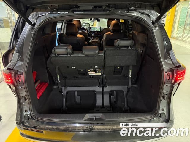 Toyota Sienna 2025 — Photo 15/20