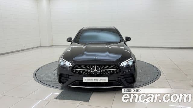 Mercedes-Benz E-Class 2023 — Фото 7/20