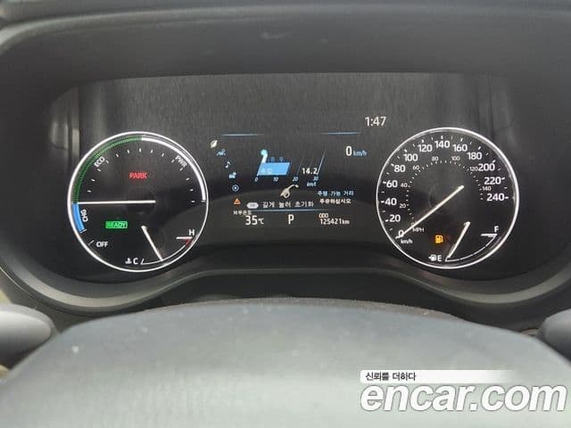 Toyota Sienna 2022 — Photo 8/13
