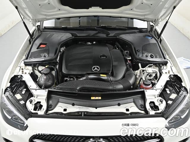 Mercedes-Benz E-Class 2023 — Фото 5/20