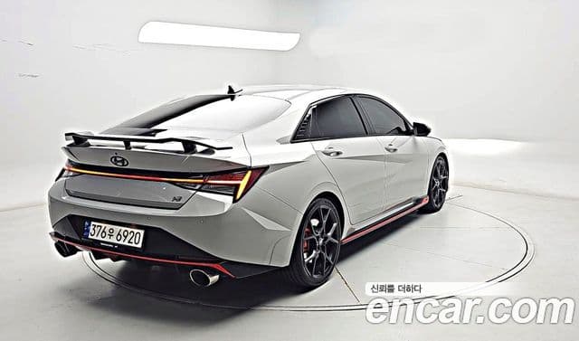 Hyundai Avante 2023 — Фото 1/20