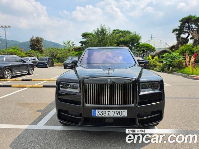 Rolls-Royce Cullinan 2020 — ფოტო 3/9