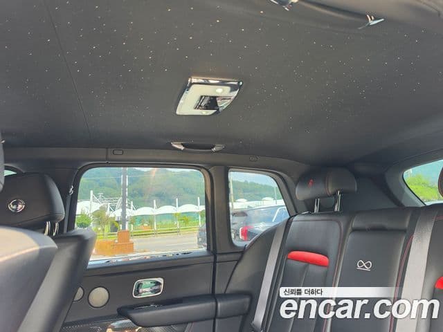 Rolls-Royce Cullinan 2020 — ფოტო 9/9