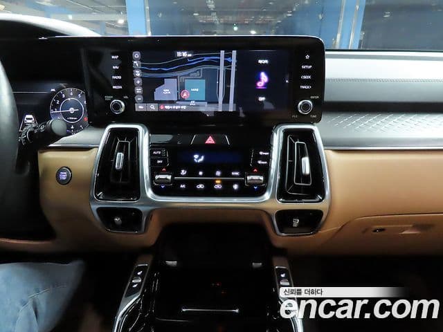 Kia Sorento 2022 — Фото 12/20