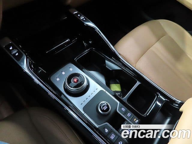 Kia Sorento 2022 — Фото 13/20