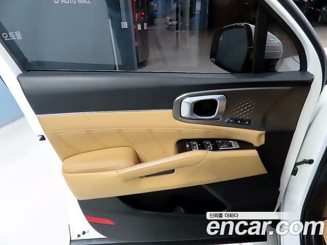 Kia Sorento 2022 — Фото 14/20