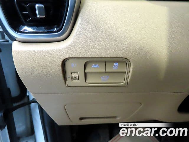 Kia Sorento 2022 — Фото 15/20