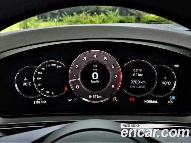 Porsche Cayenne 2023 — ფოტო 12/20