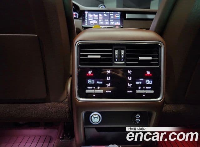 Porsche Cayenne 2020 — Şəkil 13/18