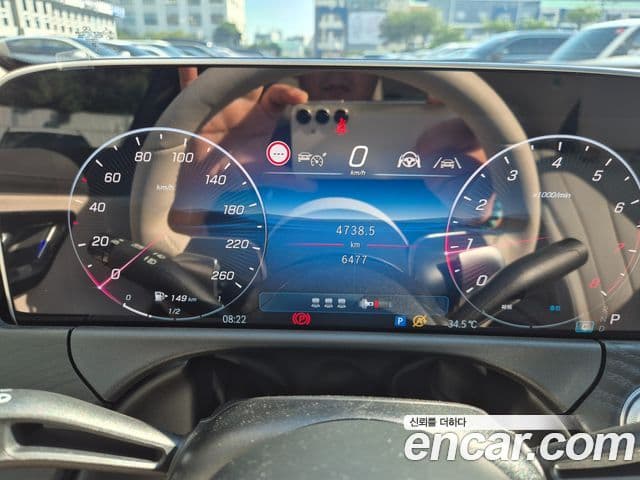 Mercedes-Benz E-Class 2025 — Photo 14/20