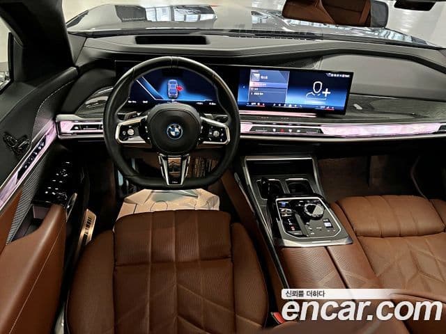 BMW i7 2024 — Photo 14/20