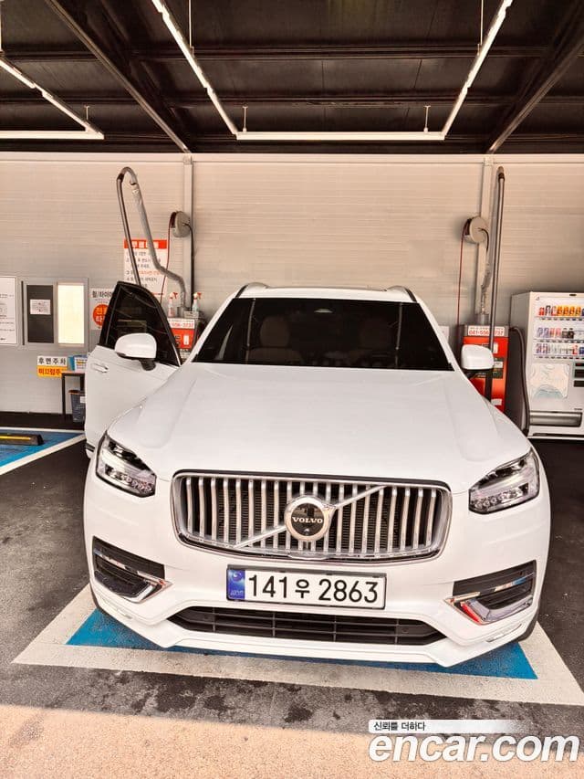 Volvo XC90 2023 — Фото 3/13