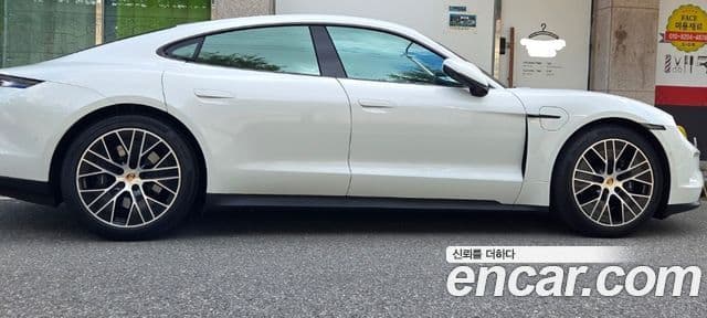 Porsche Taycan 2025 — Photo 4/14
