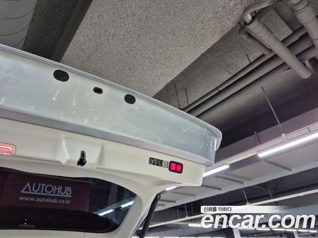 Mercedes-Benz EQS SUV 2023 — Photo 5/20