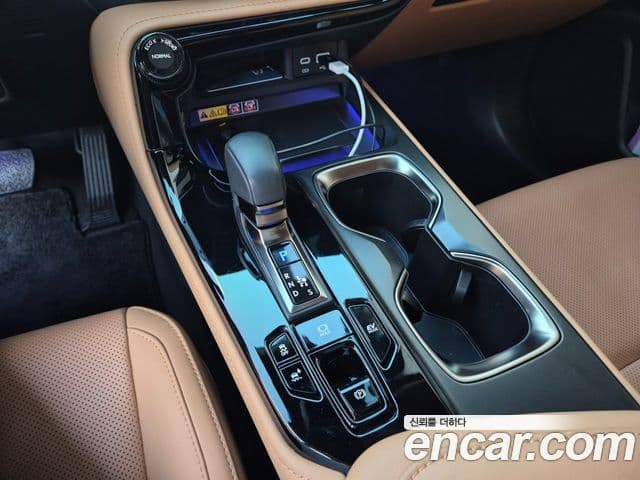Lexus NX350h 2025 — Photo 11/17