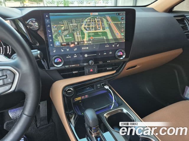 Lexus NX350h 2025 — Photo 13/17