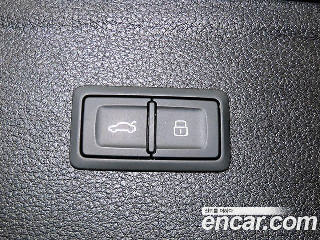 Audi Q5 2024 — Photo 2/20