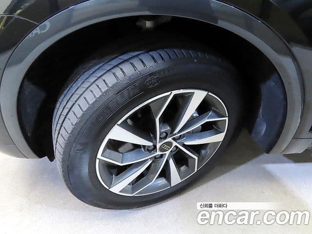 Audi Q5 2024 — Photo 20/20
