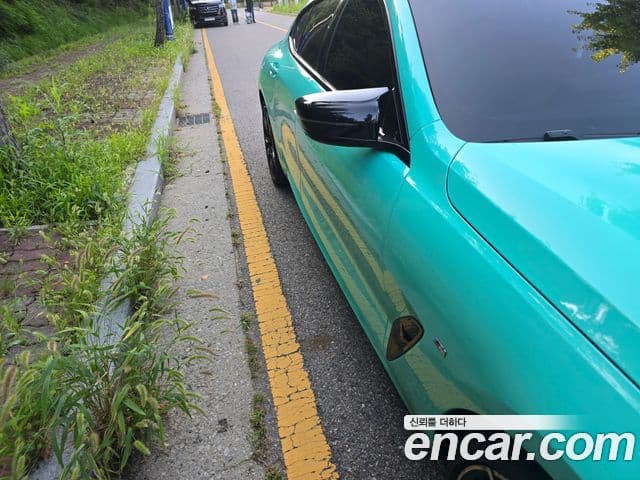 BMW 8 Series 2024 — Photo 4/14