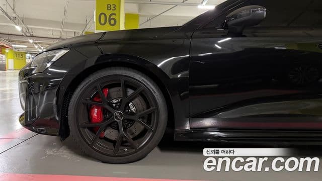 Audi RS3 2025 — Photo 11/15