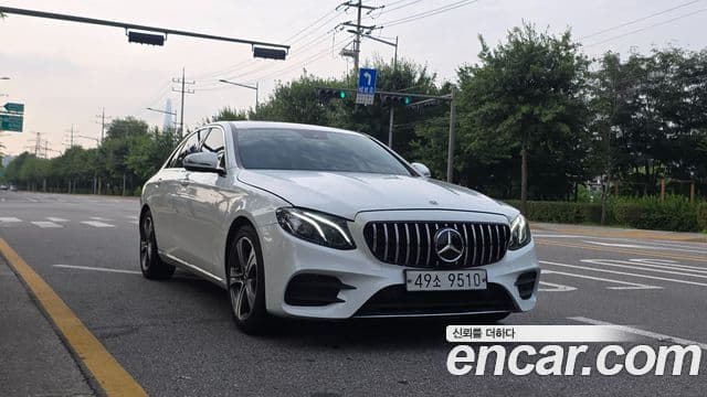 Mercedes-Benz E-Class 2019 — Фото 4/20