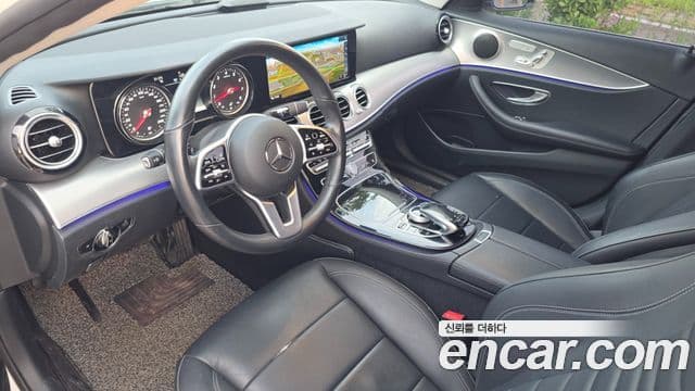 Mercedes-Benz E-Class 2019 — Фото 14/20