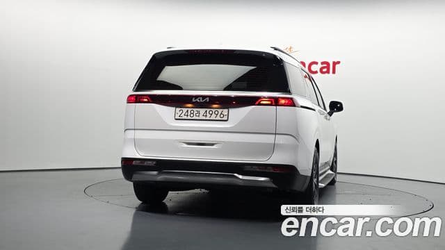 Kia Carnival 2022 — Фото 4/20