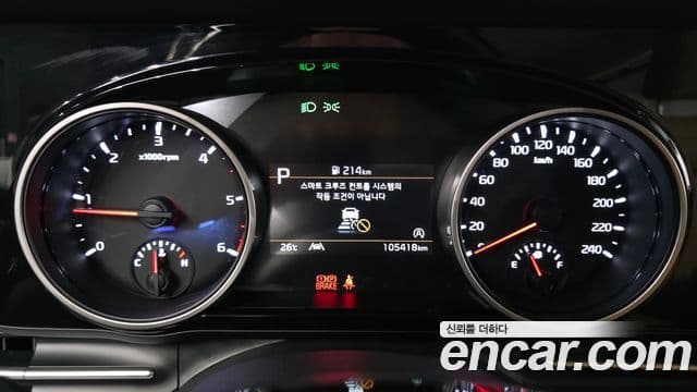 Kia Carnival 2022 — Фото 8/20