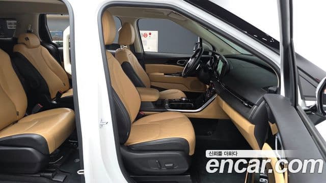 Kia Carnival 2022 — Фото 11/20